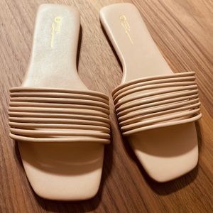 Trendy nude slides, size 6 1/2, NWT